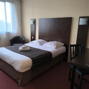 Hotel Adonis Lyon Est Artys